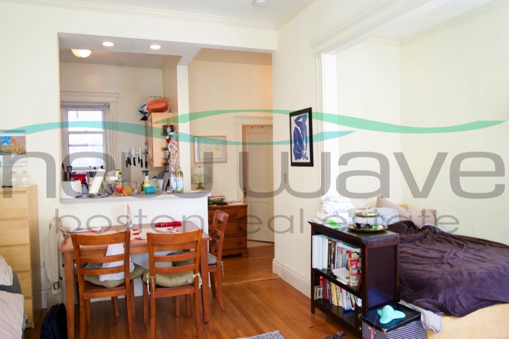 120 Peterborough St, Fenway