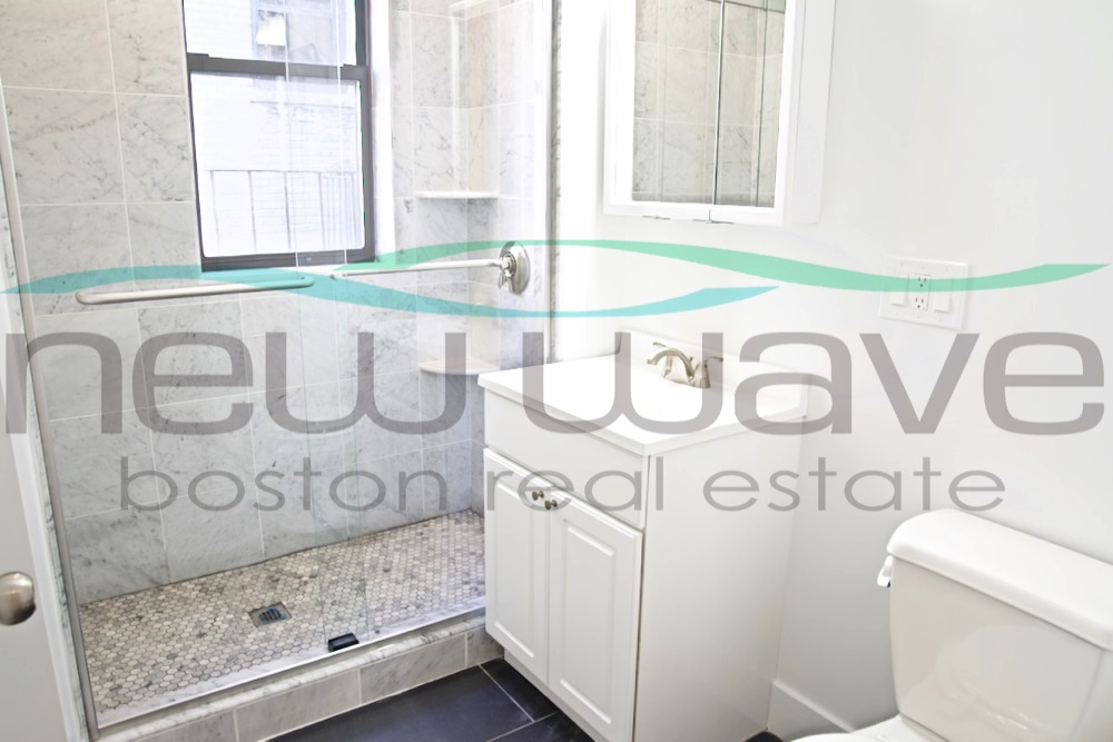 19 Peterborough St, Fenway