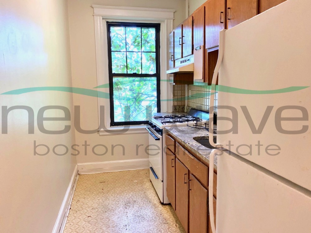 58 Queensberry St, Fenway