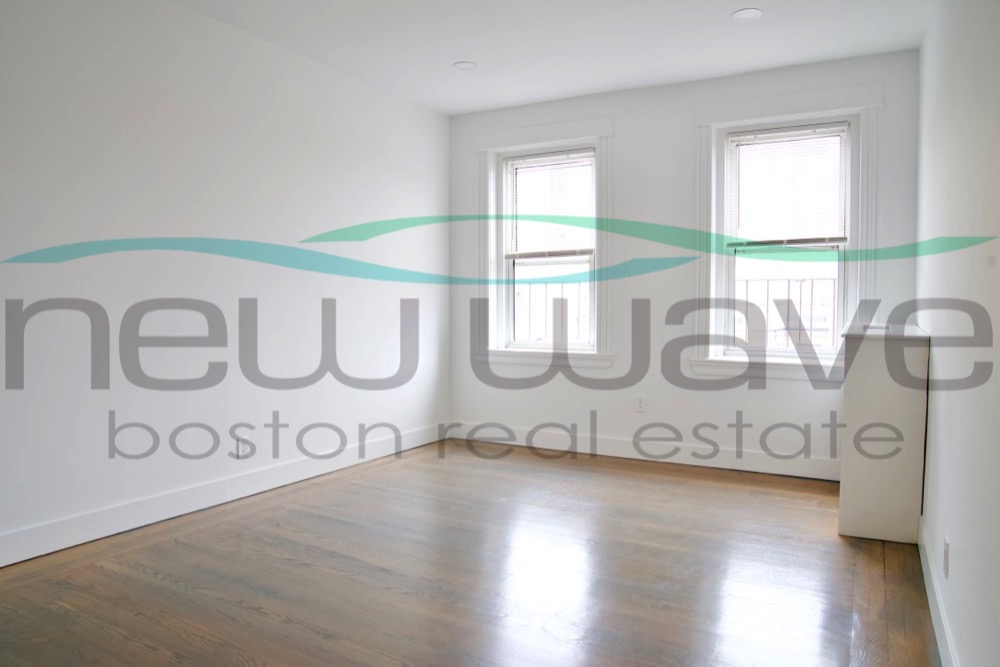 19 Queensberry St, Fenway