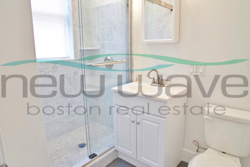 19 Queensberry St, Fenway