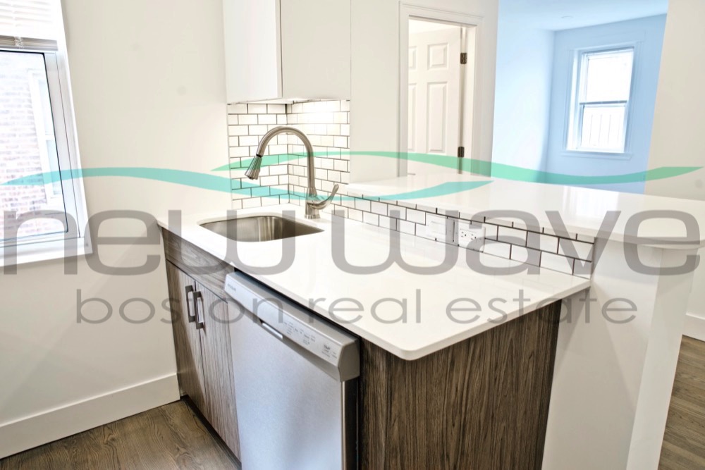 19 Queensberry St, Fenway