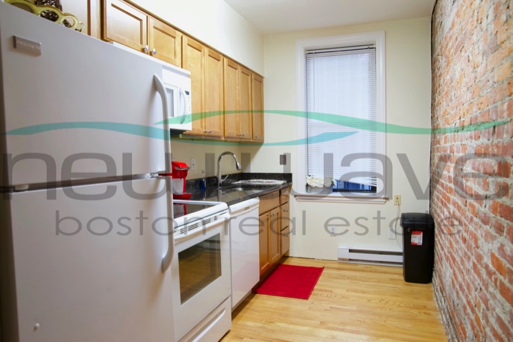 90 Saint Botolph St, Back Bay