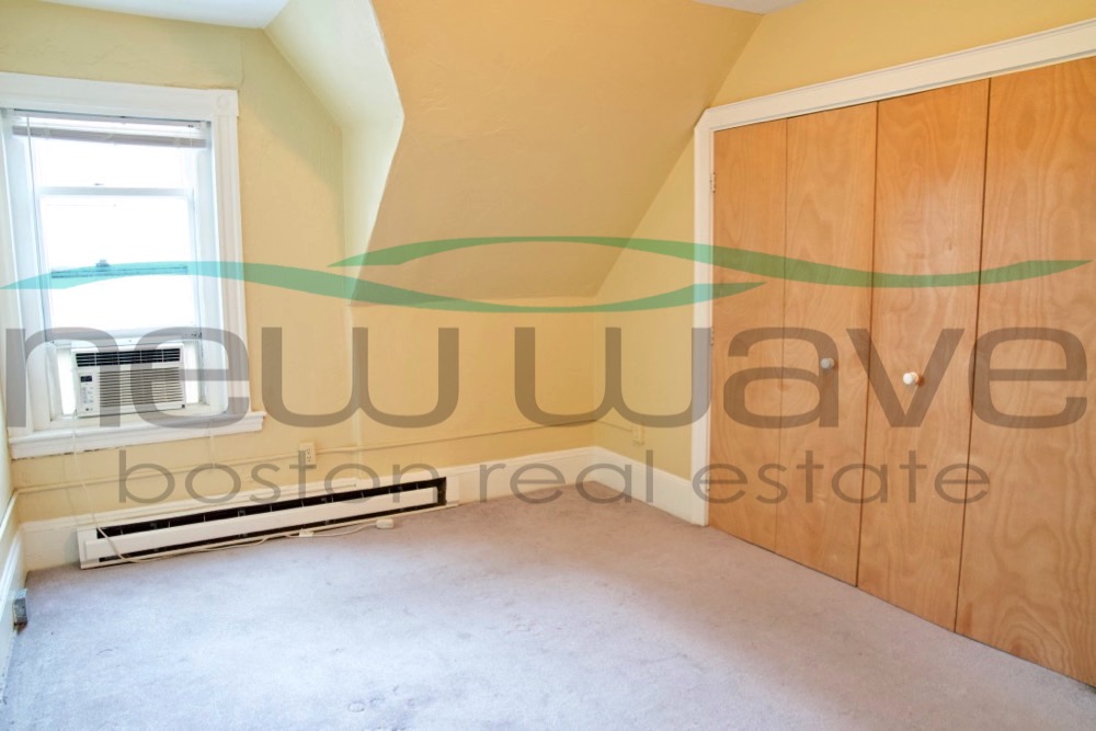 48 Hereford St, Back Bay