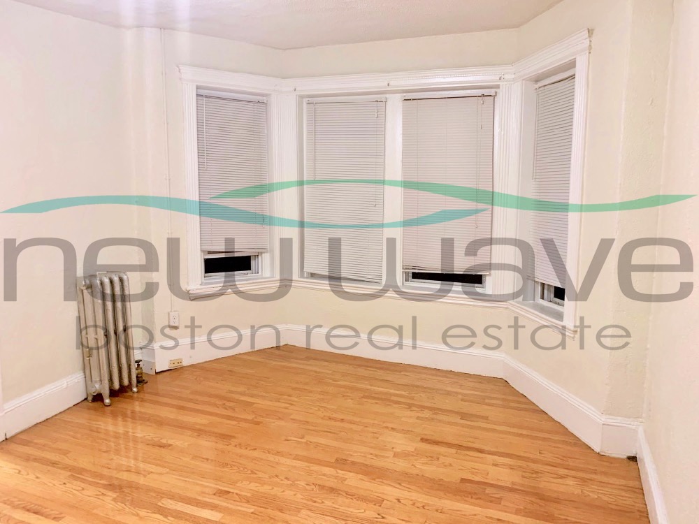 1 bed, 1 bath apartment for rent at 171 Hemenway St Unit 25, Fenway — photo 1 of 9
