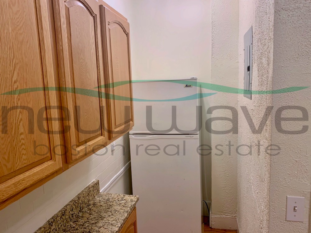 1 bed, 1 bath apartment for rent at 171 Hemenway St Unit 25, Fenway — photo 5 of 9