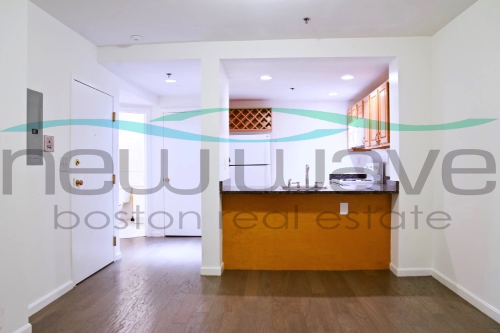 24 Queensberry St, Fenway