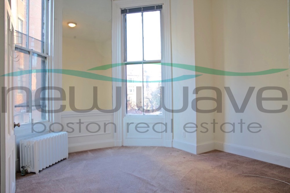 304 Berkeley St, Back Bay