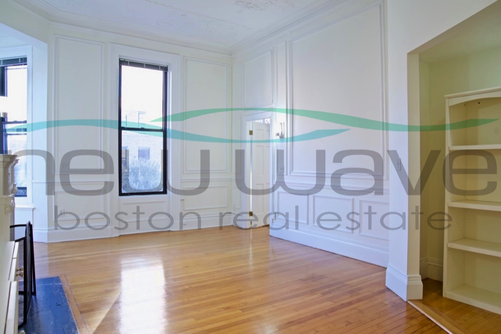 304 Berkeley St, Back Bay