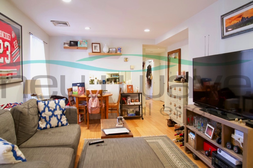 1 bed, 1 bath apartment for rent at 1661 Washington St Unit 209, South End — photo 2 of 6