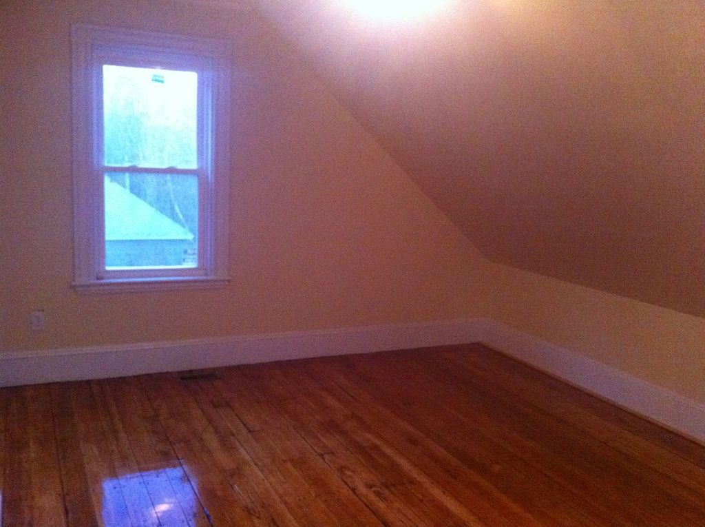 4 bed, 3 bath apartment for rent at 270 Parker Hill Ave Unit 2, Mission Hill — photo 7 of 11
