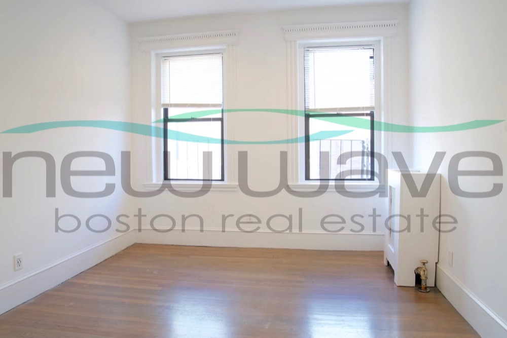 11 Queensberry St, Fenway