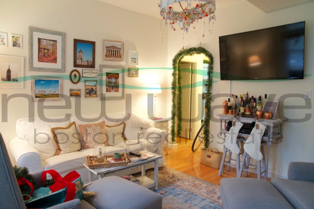 304 Berkeley St, Back Bay