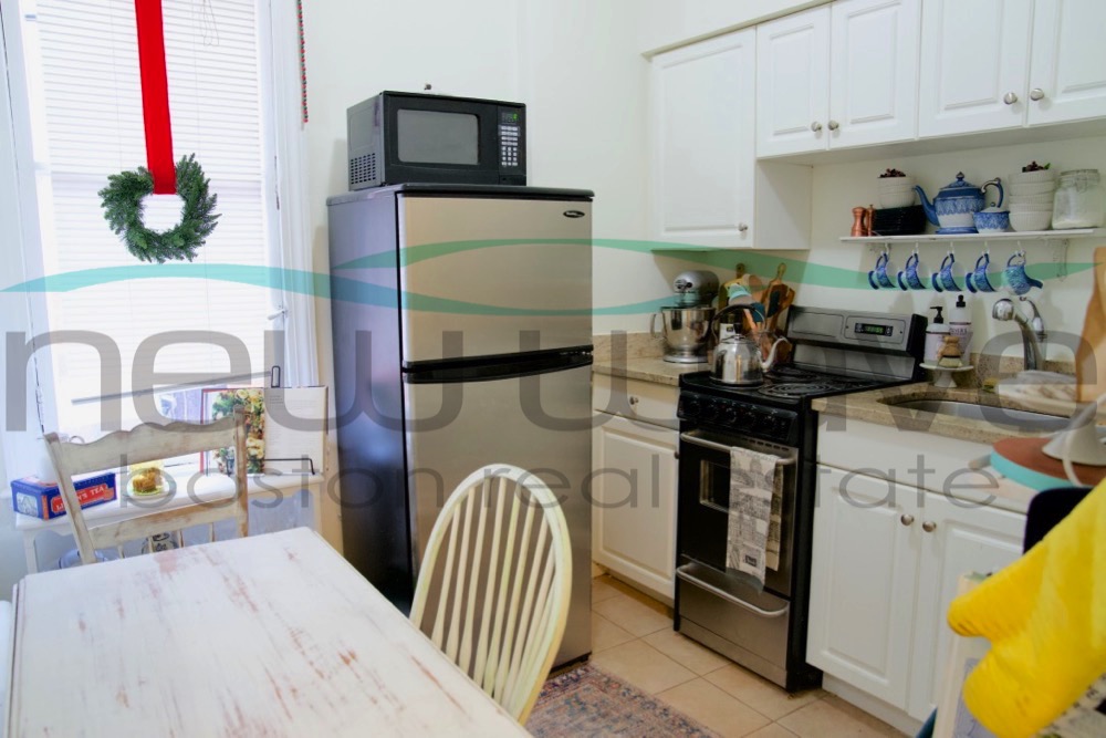 304 Berkeley St, Back Bay