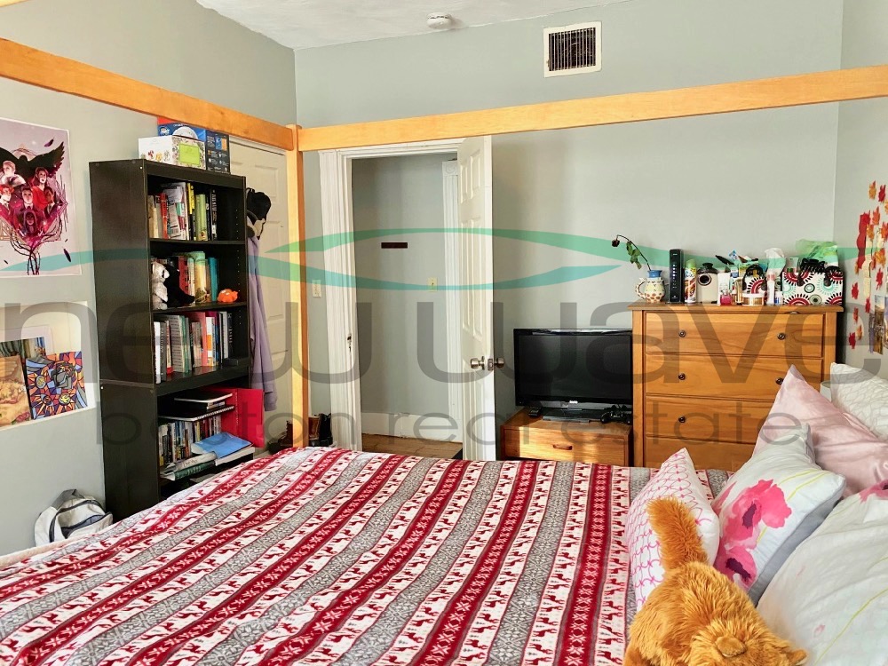4 bed, 1 bath apartment for rent at 814 Parker St Unit 3, Mission Hill — photo 9 of 11