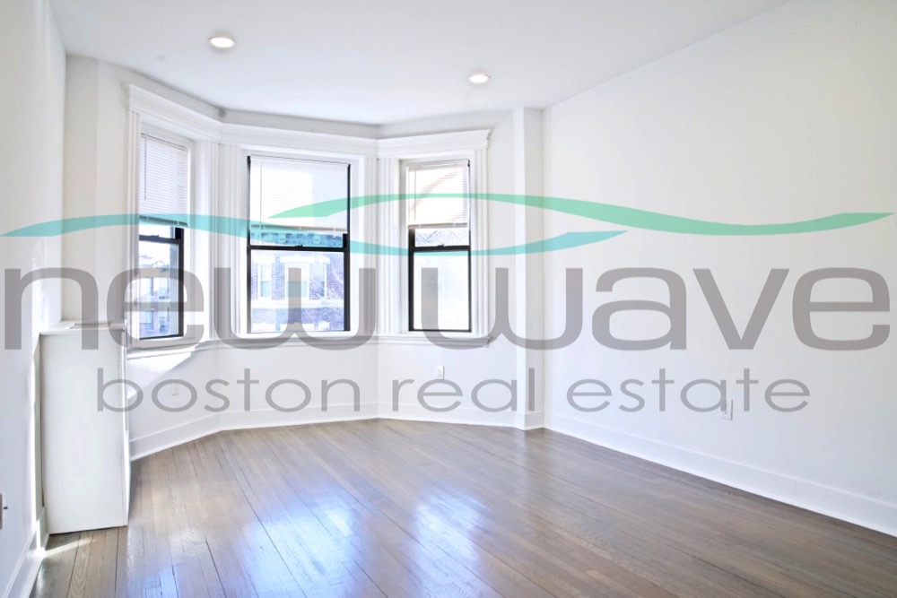 11 Queensberry St, Fenway