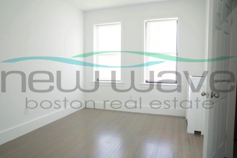 11 Queensberry St, Fenway