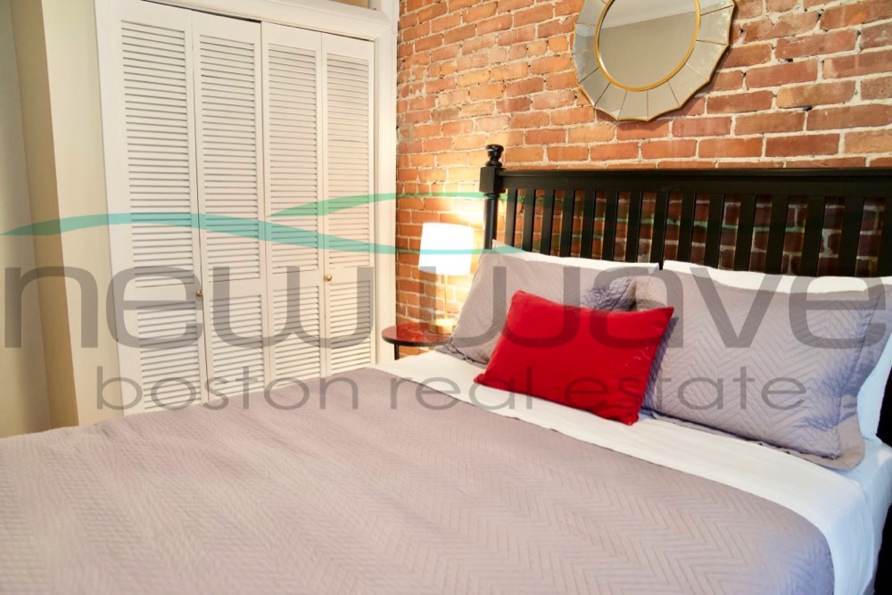 17 Garrison St, Back Bay