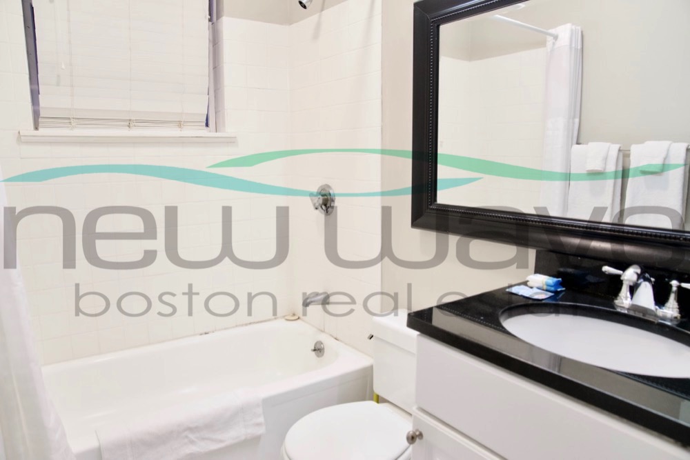 17 Garrison St, Back Bay