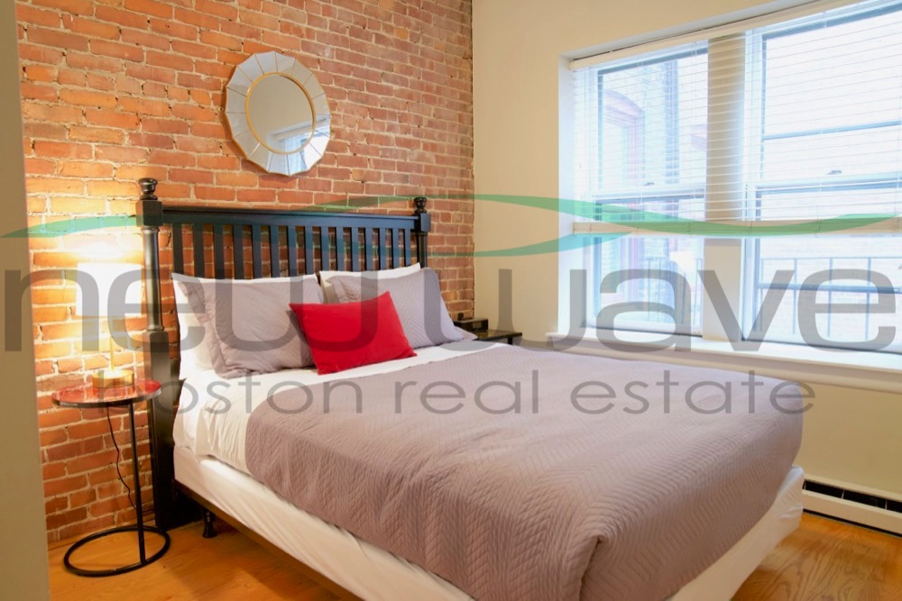 17 Garrison St, Back Bay