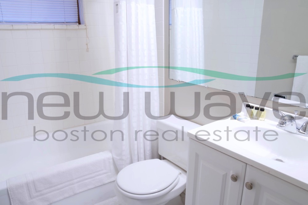 17 Garrison St, Back Bay