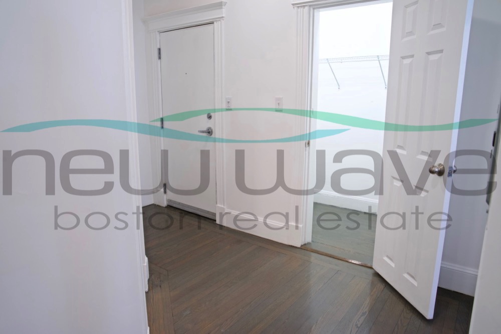 28 Queensberry St, Fenway