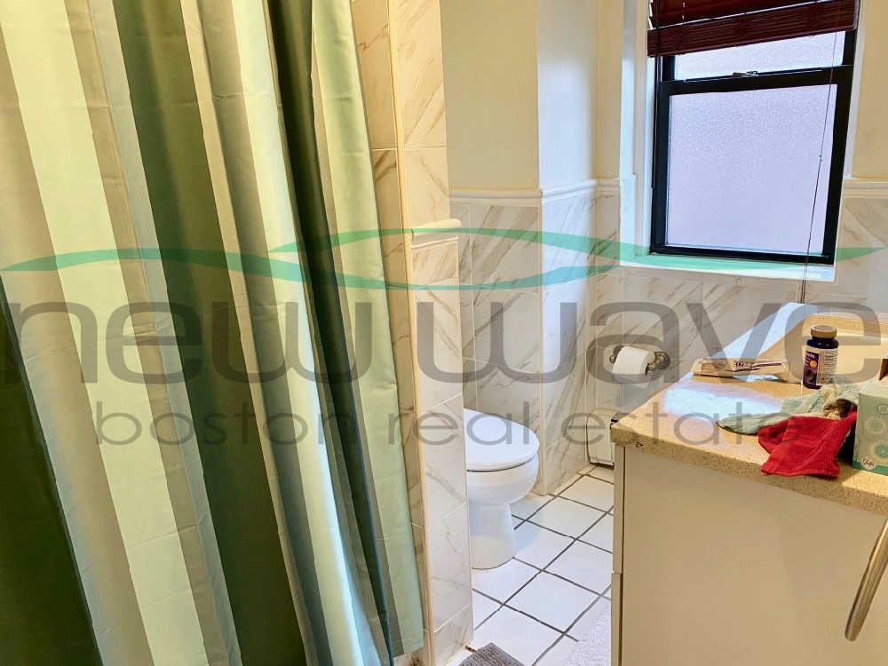 14 Cumberland St, Back Bay