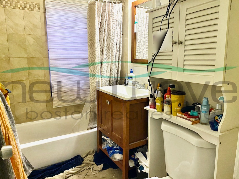 Photos of apartment on Greenwich St.,Boston MA 02120