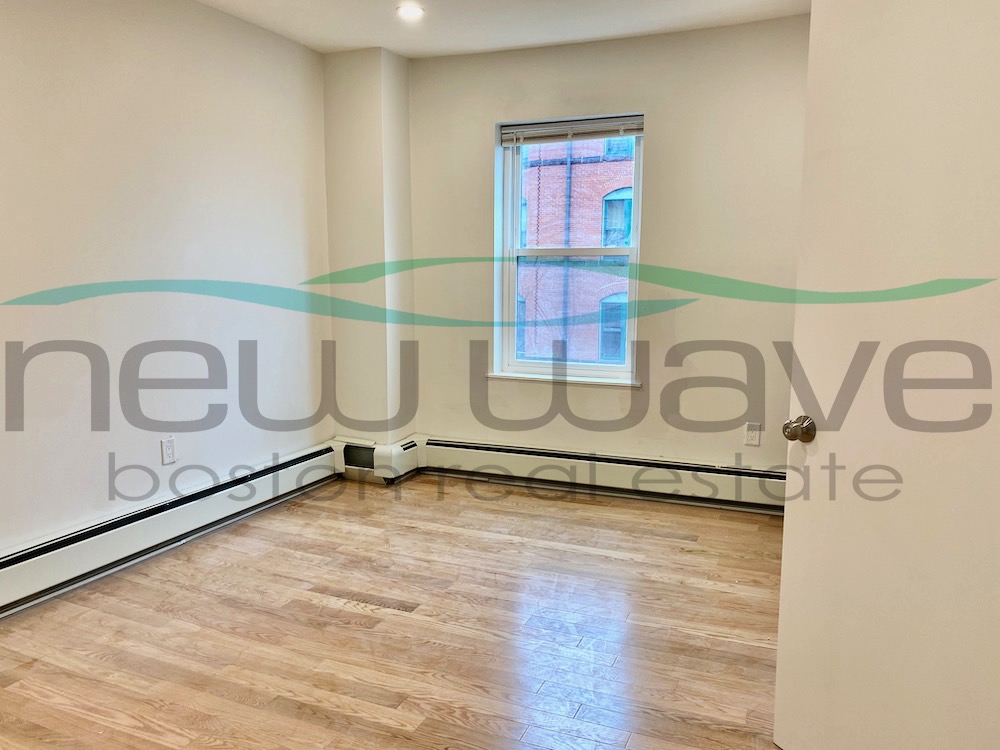 1 bed, 1 bath apartment for rent at 2 Greenwich St Unit 3, South End — photo 2 of 22