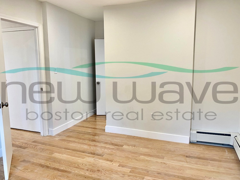 1 bed, 1 bath apartment for rent at 2 Greenwich St Unit 3, South End — photo 4 of 22