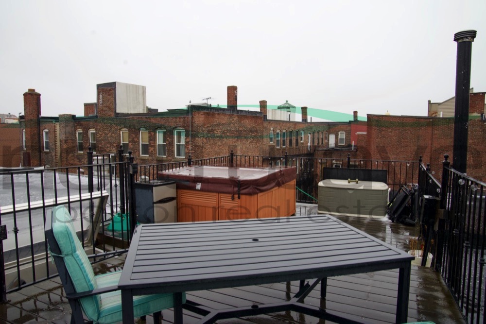 61 Salem St, North End