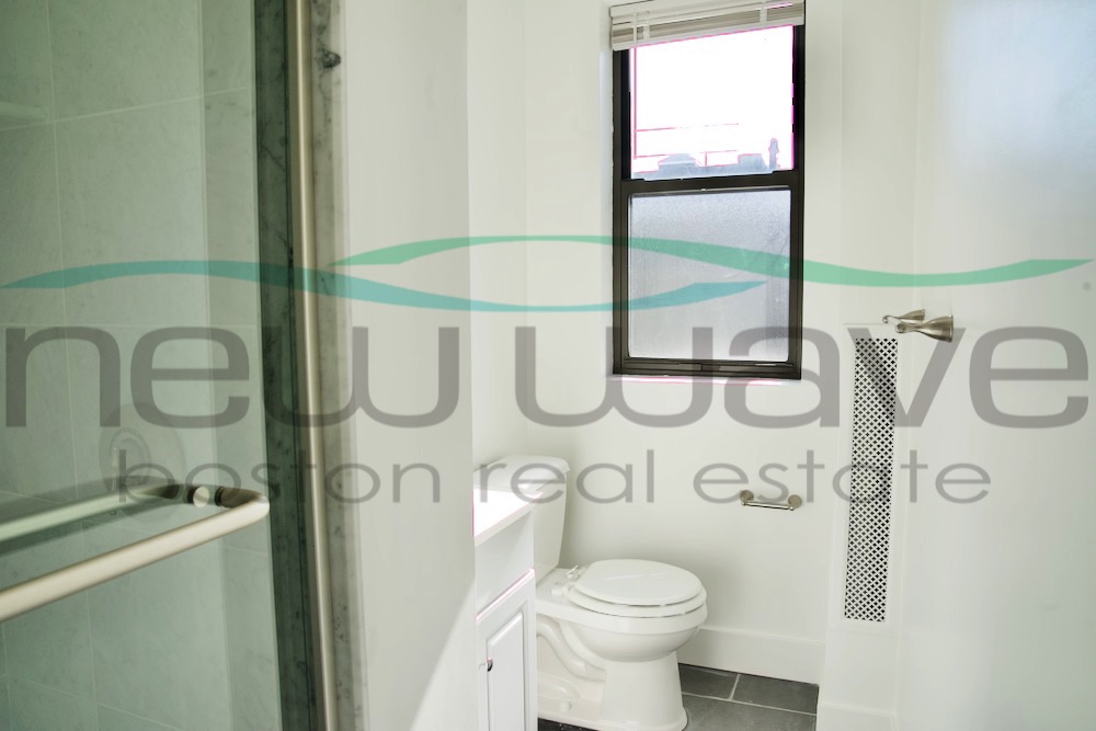 11 Peterborough St, Fenway