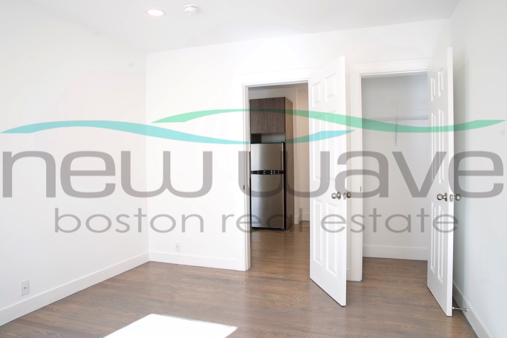 19 Peterborough St, Fenway