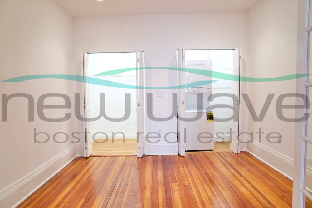 127 Saint Botolph St, Back Bay