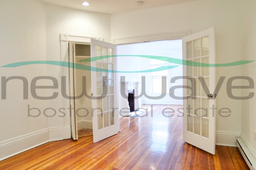 127 Saint Botolph St, Back Bay