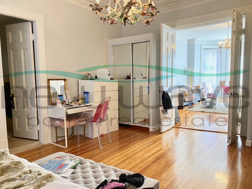 429 Marlborough St, Back Bay