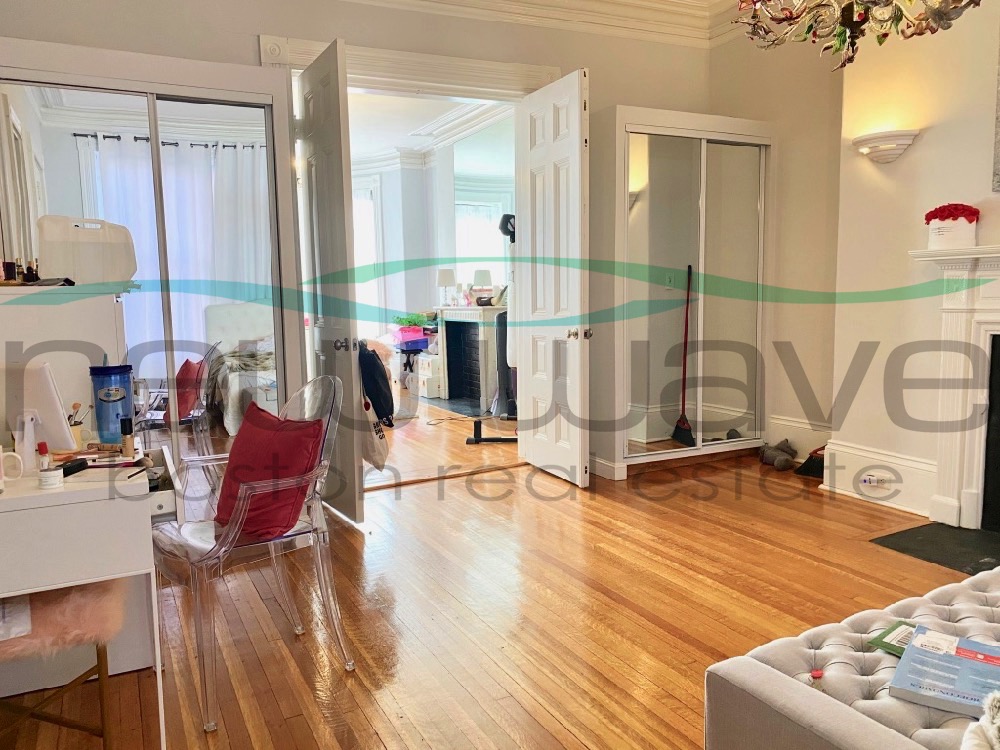 429 Marlborough St, Back Bay