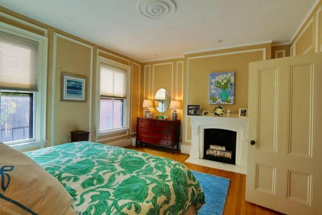 1 bed, 1 bath apartment for rent at 425 Beacon St Unit 5, Back Bay — photo 4 of 9