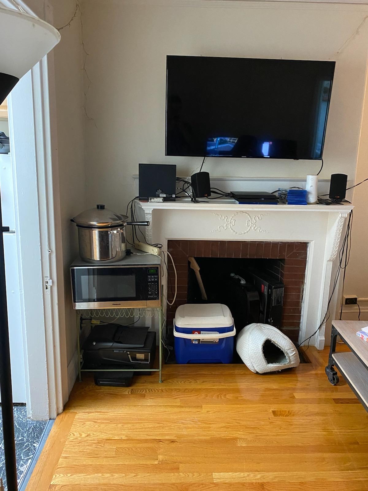 2 bed, 1 bath apartment for rent at 43 Bay State Rd Unit 3, Fenway — photo 8 of 28