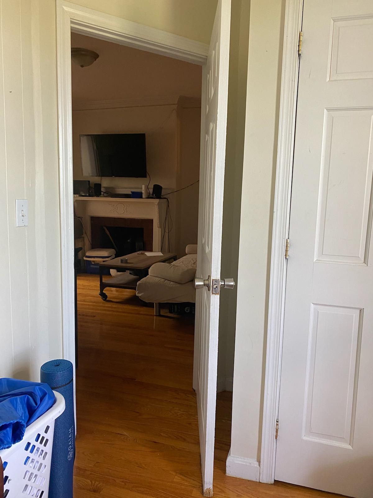 2 bed, 1 bath apartment for rent at 43 Bay State Rd Unit 3, Fenway — photo 3 of 28