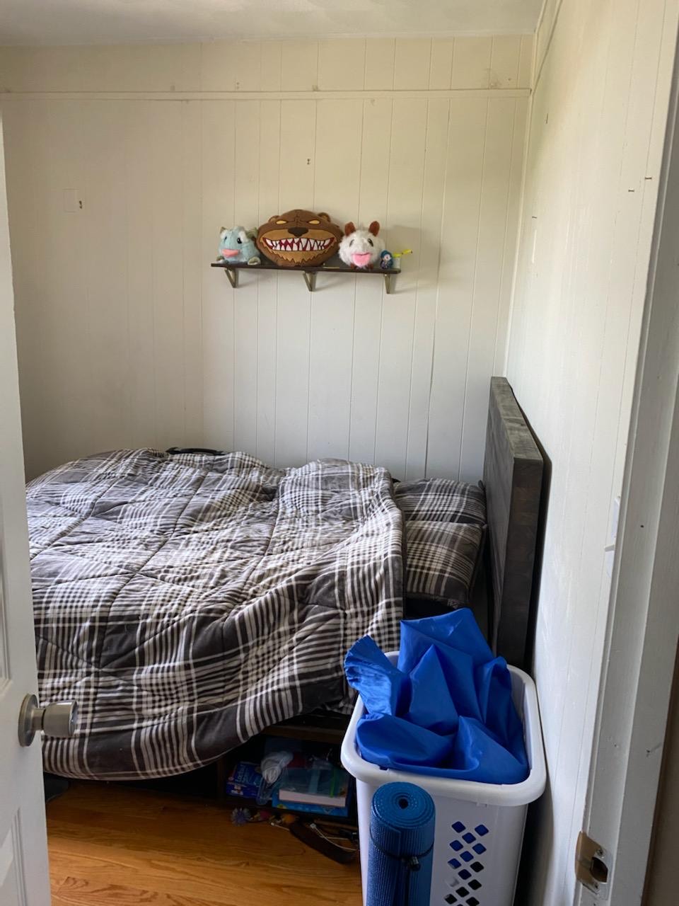 2 bed, 1 bath apartment for rent at 43 Bay State Rd Unit 3, Fenway — photo 2 of 28