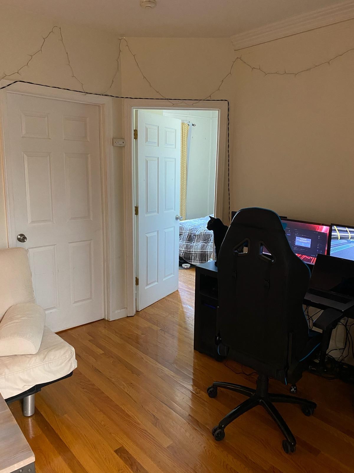 2 bed, 1 bath apartment for rent at 43 Bay State Rd Unit 3, Fenway — photo 11 of 28