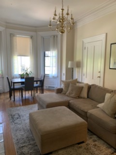 1 bed, 1 bath apartment for rent at 130 Newbury St Unit 3rd Floor, Back Bay — photo 3 of 14