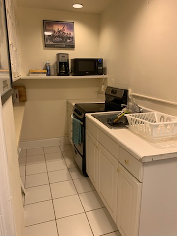 1 bed, 1 bath apartment for rent at 130 Newbury St Unit 3rd Floor, Back Bay — photo 8 of 14