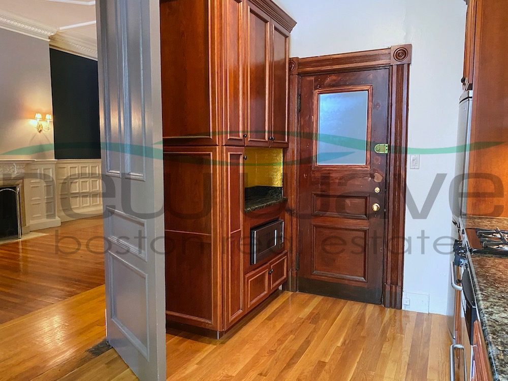 119 Commonwealth Ave, Back Bay