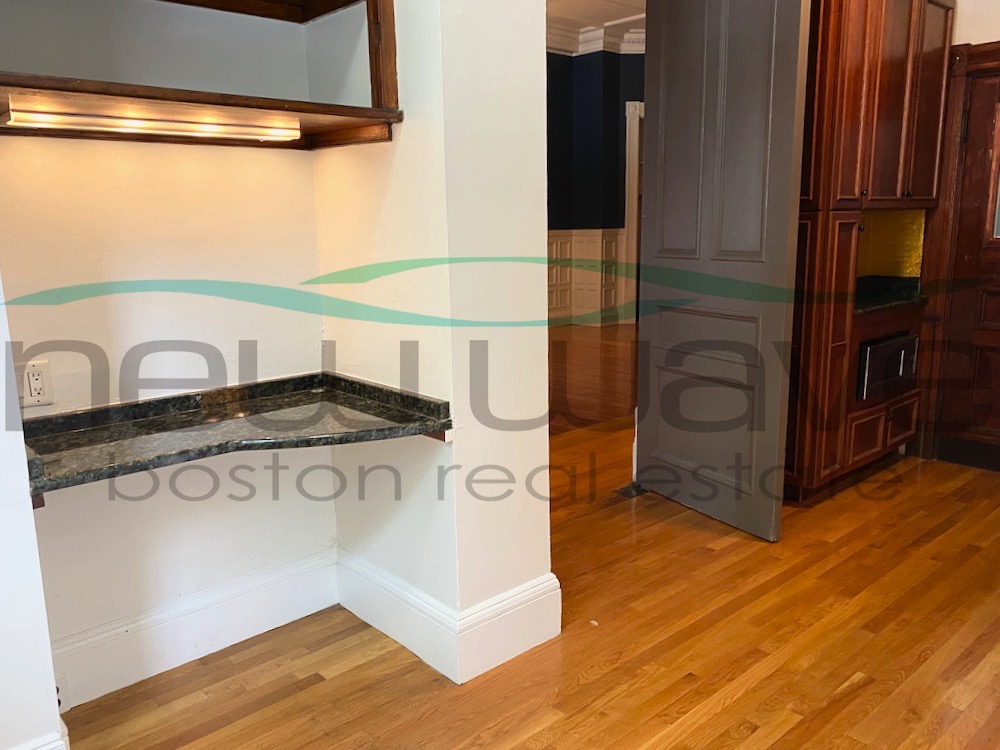 119 Commonwealth Ave, Back Bay