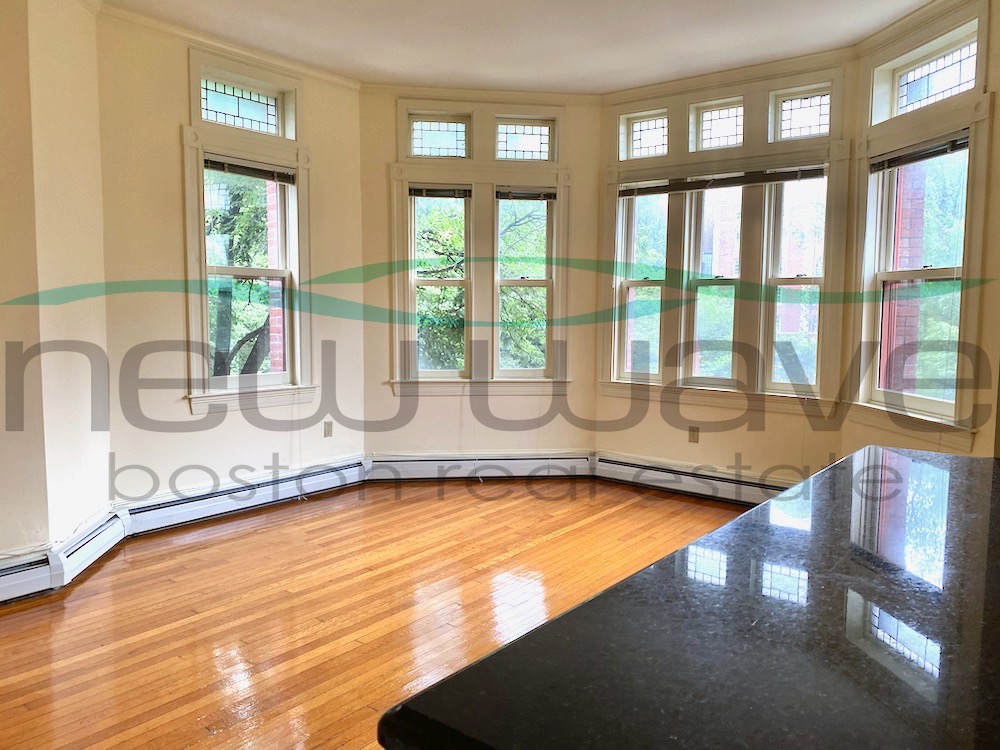 195 Commonwealth Ave, Back Bay