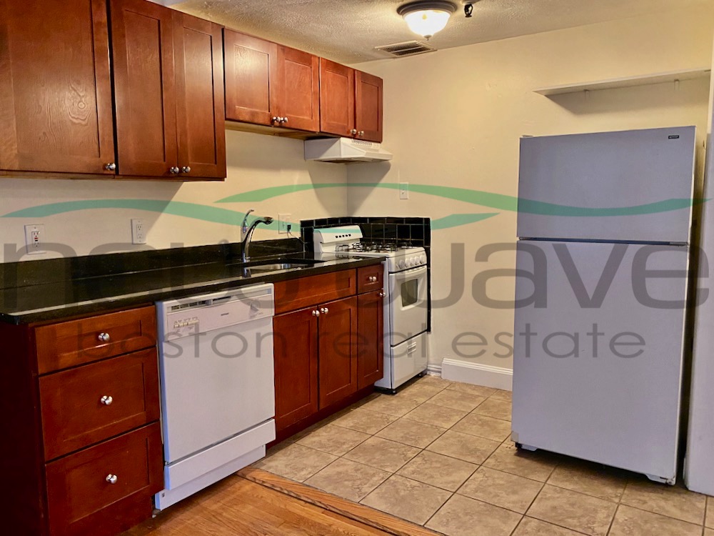 16 Hereford St, Back Bay