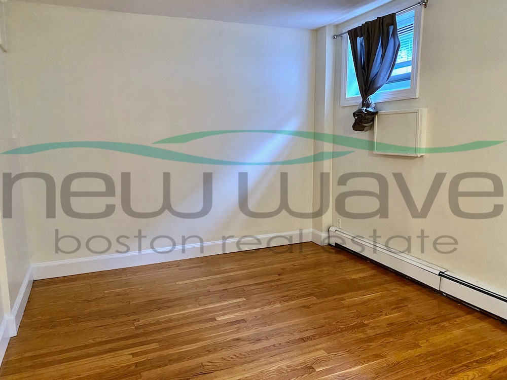 16 Hereford St, Back Bay