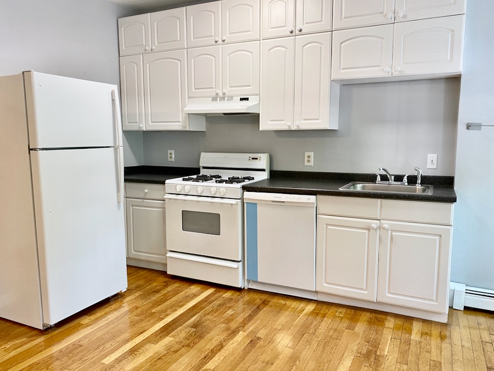 1 bed, 1 bath apartment for rent at 235 Northampton St Unit 2, South End — photo 7 of 8